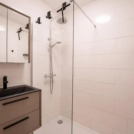 Amuzee With Parking & Lateral Sea View By Interhome Apartmán Blankenberge