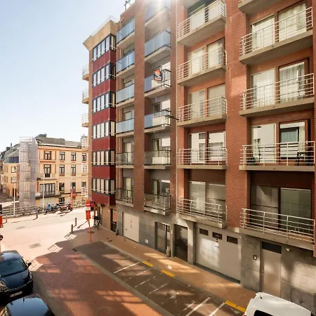 Amuzee With Parking & Lateral Sea View By Interhome Apartmán *